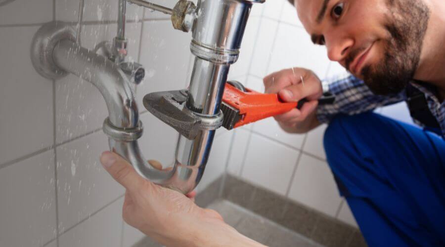 Professional same day plumber services in Scotia, CA